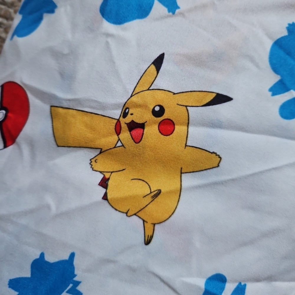 Pokémon Twin Sheet Set- Fitted Sheet & Flat Sheet - Picture 3 of 5